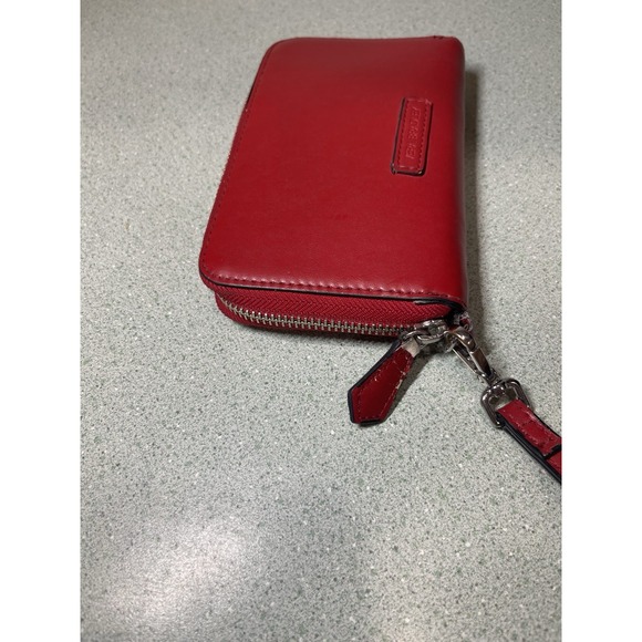 Vera Bradley Wallet Zip Around Small Red Faux Leather  Wristlet Organizer - Picture 12 of 12